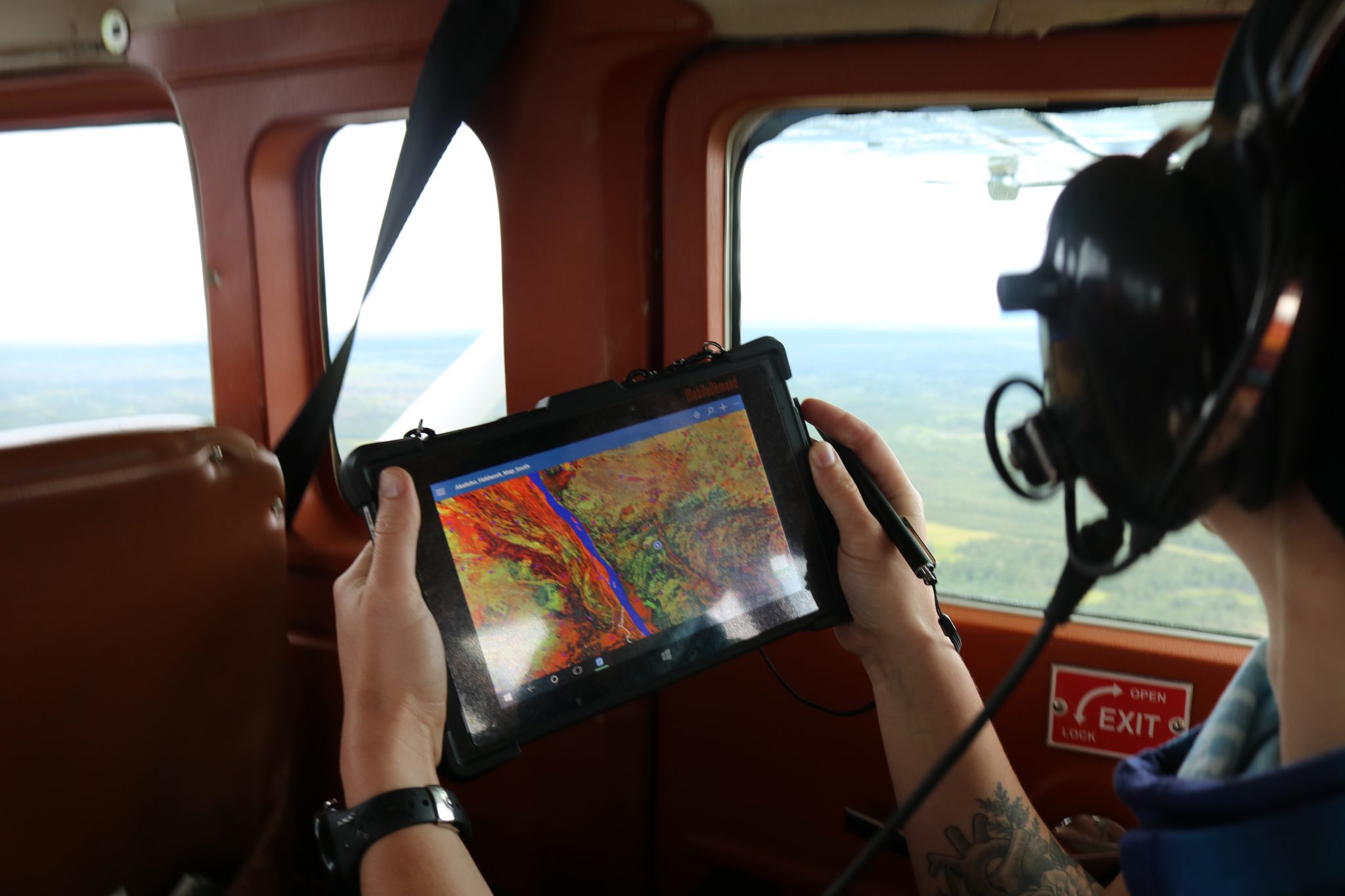 Mobile technology used to help remote sensing analysts document airborne field surveys.